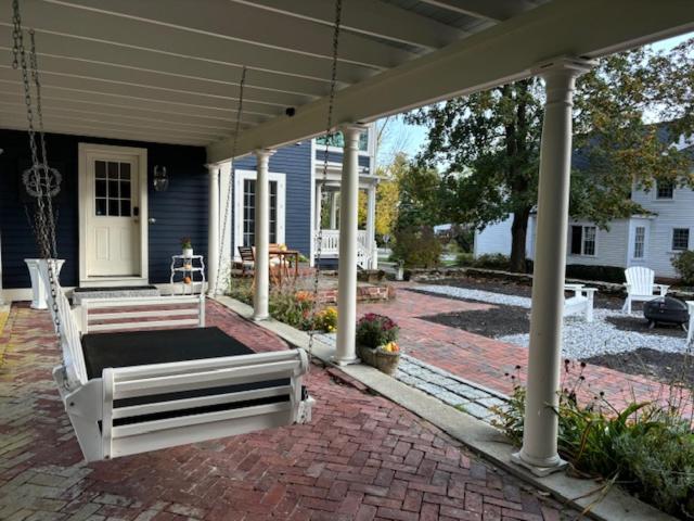 The Inn Crowd Bed And Breakfast Holden Esterno foto