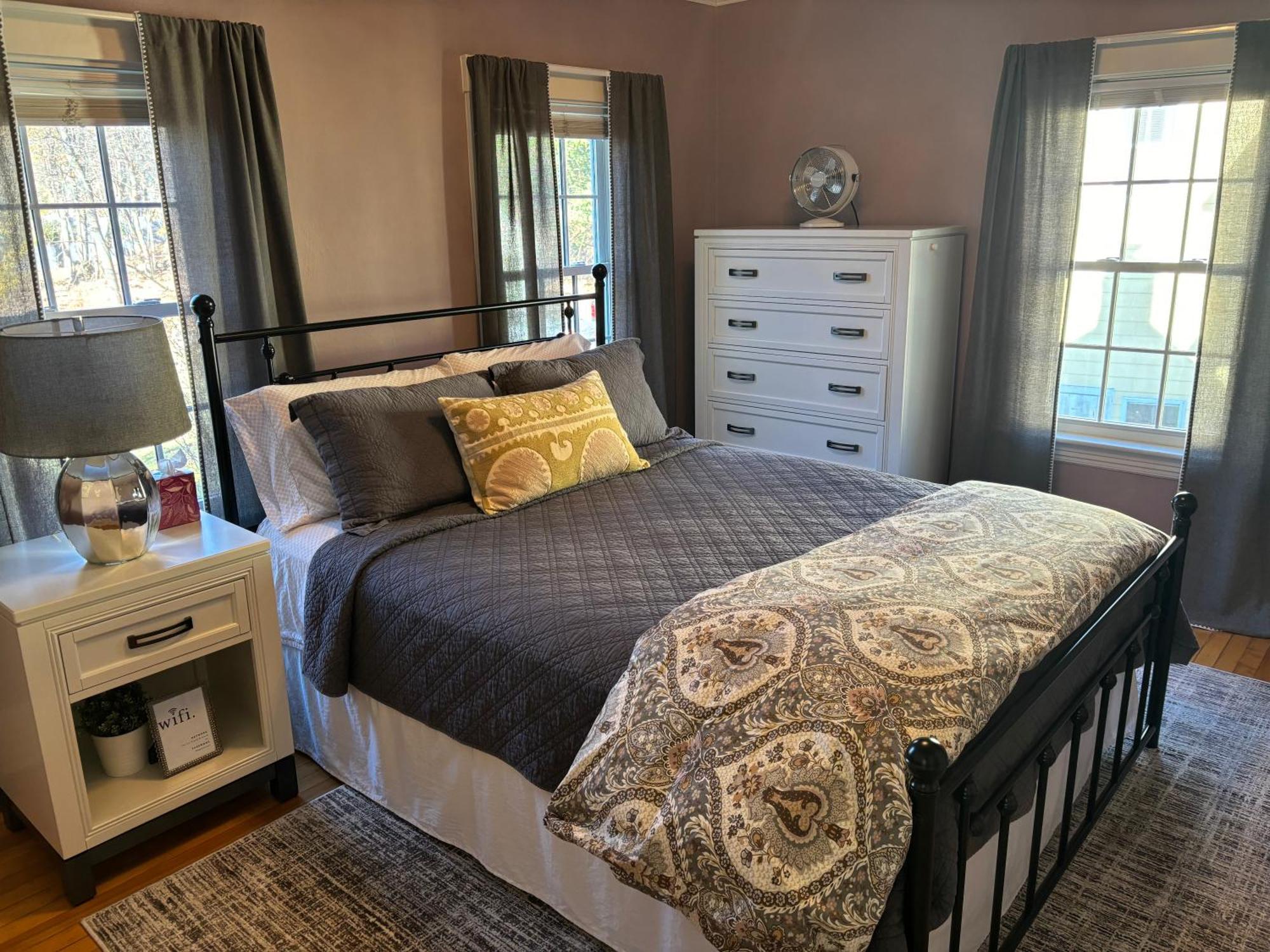 The Inn Crowd Bed And Breakfast Holden Esterno foto