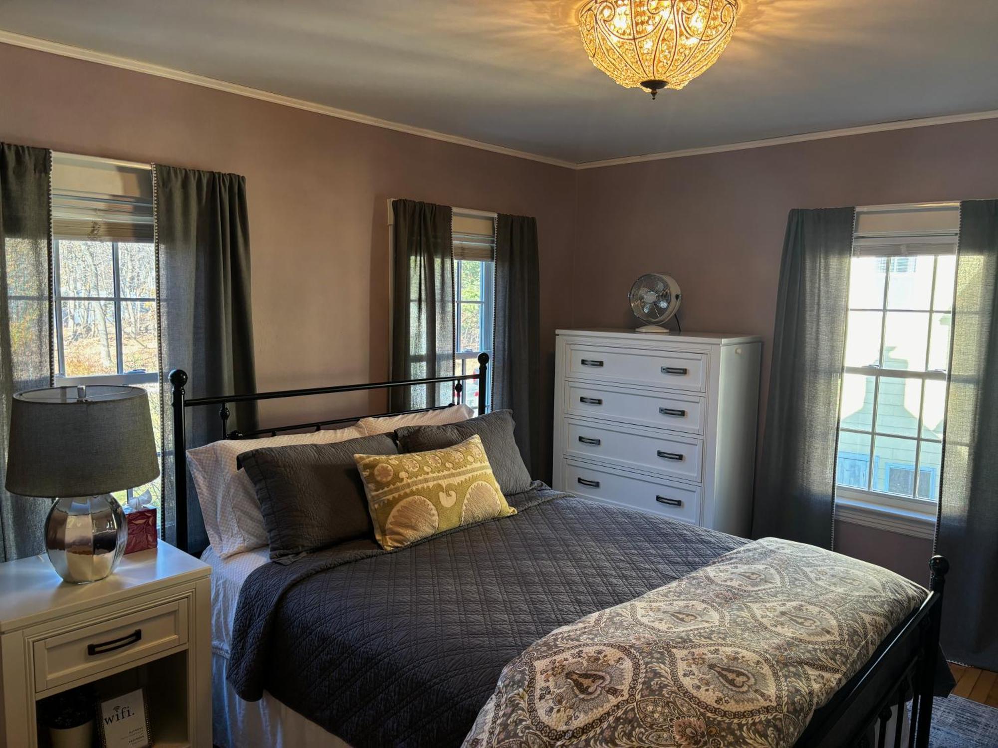 The Inn Crowd Bed And Breakfast Holden Esterno foto