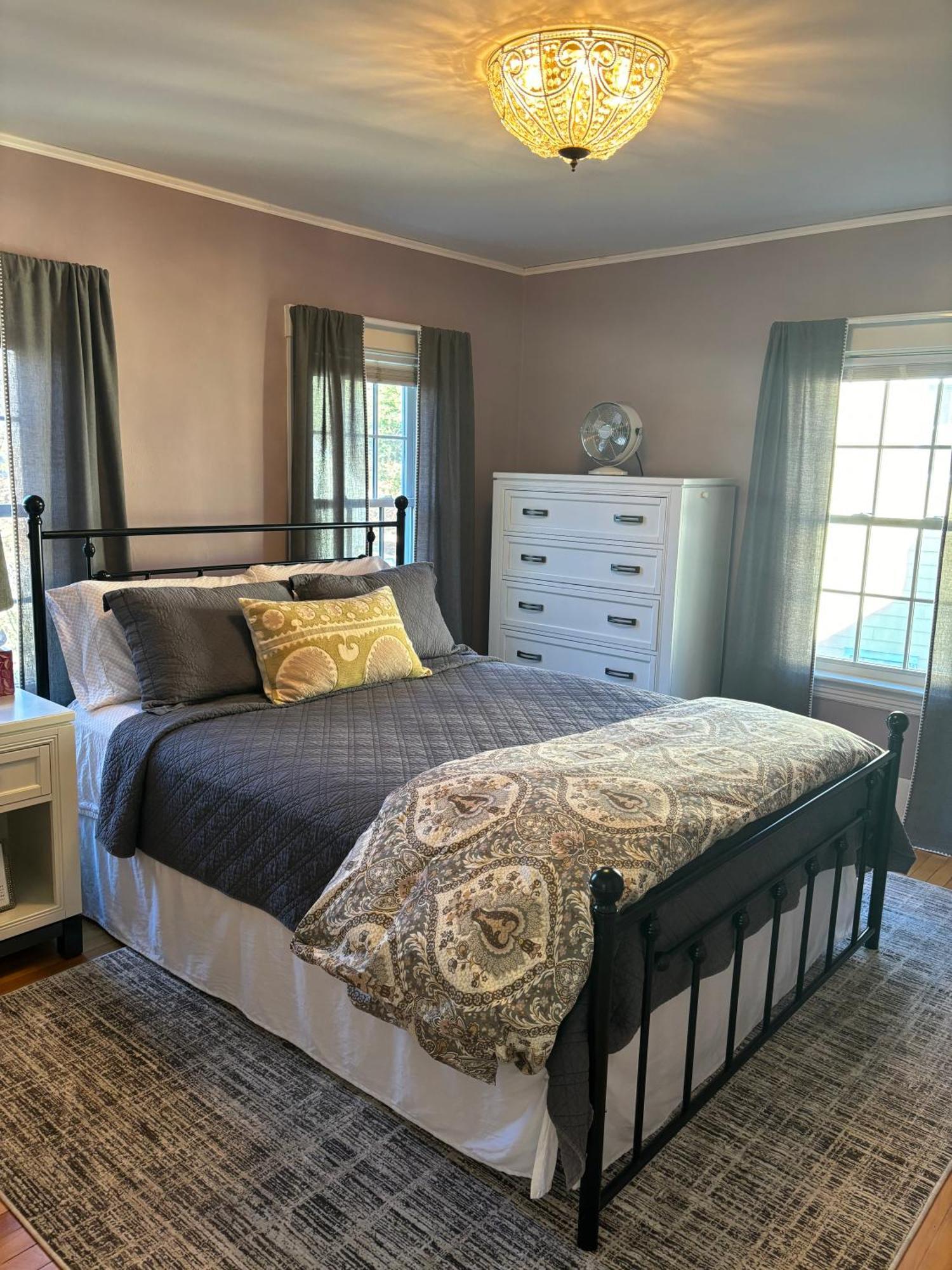 The Inn Crowd Bed And Breakfast Holden Esterno foto